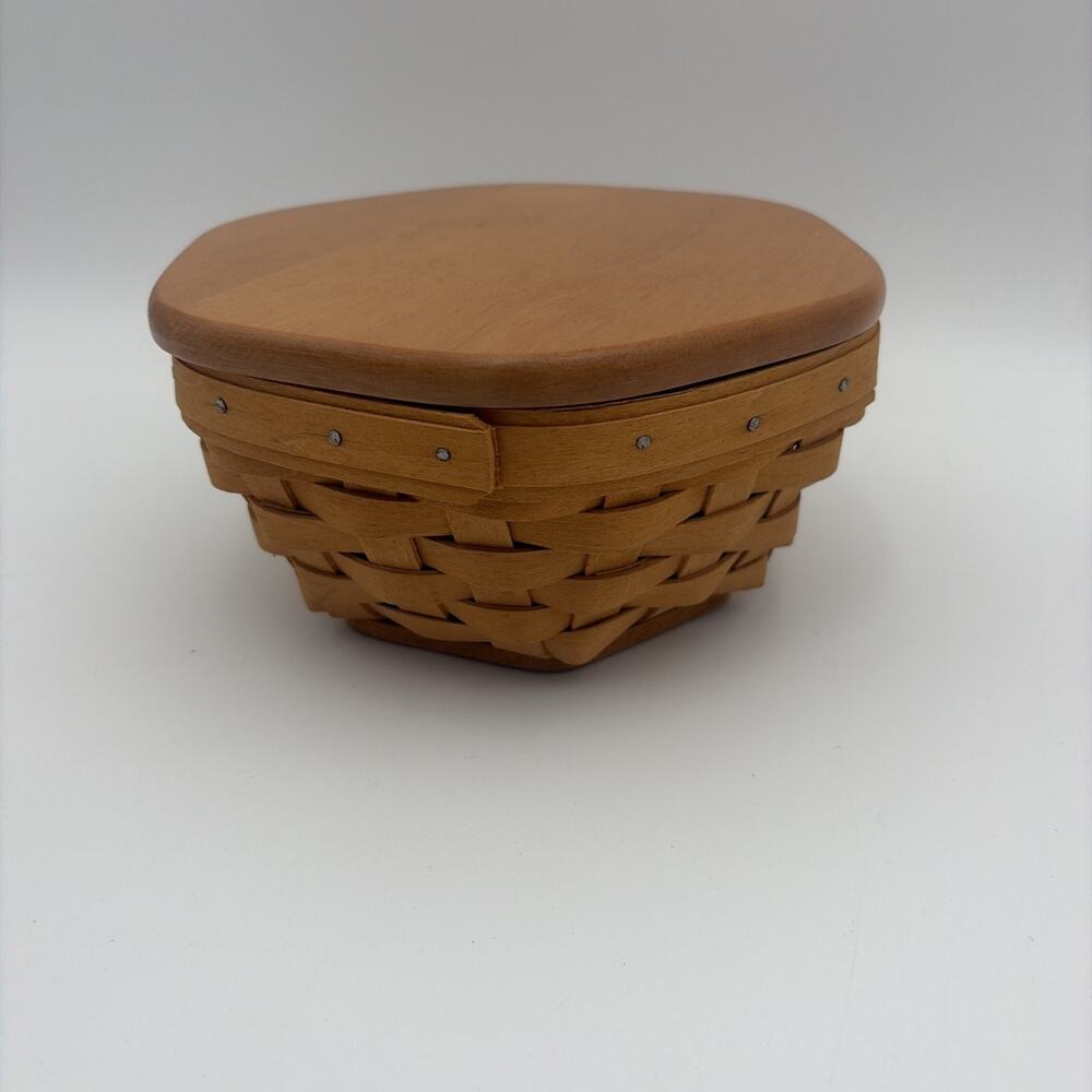 Longaberger 1999 small 7" Hexagon generations Basket with Lid & Liner
